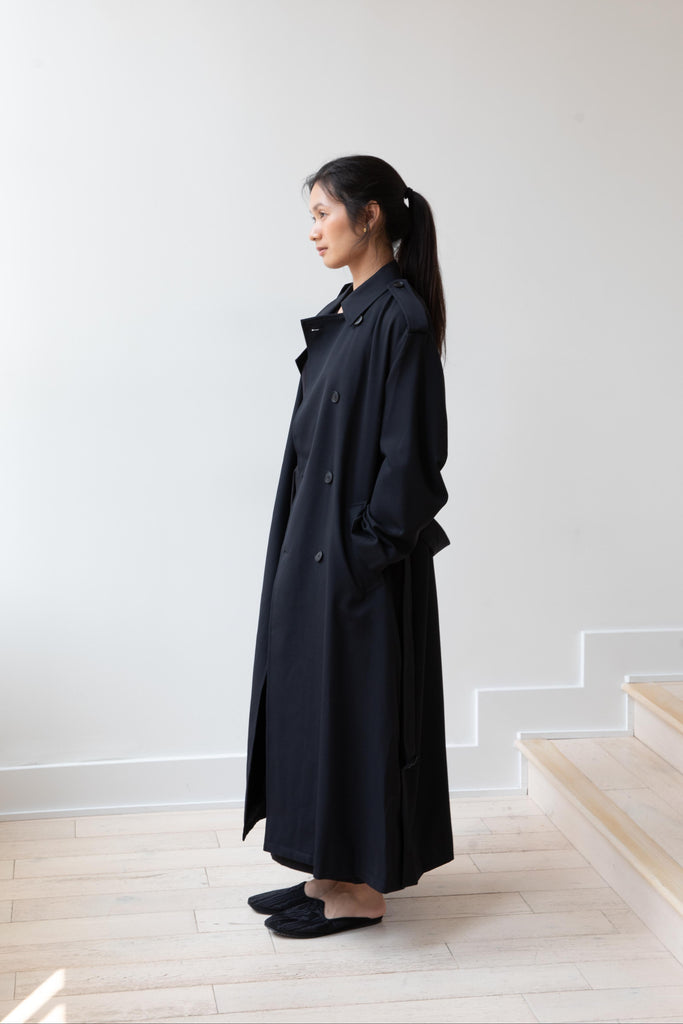 Auralee | Fine Wool Trench Coat in Dark Navy
