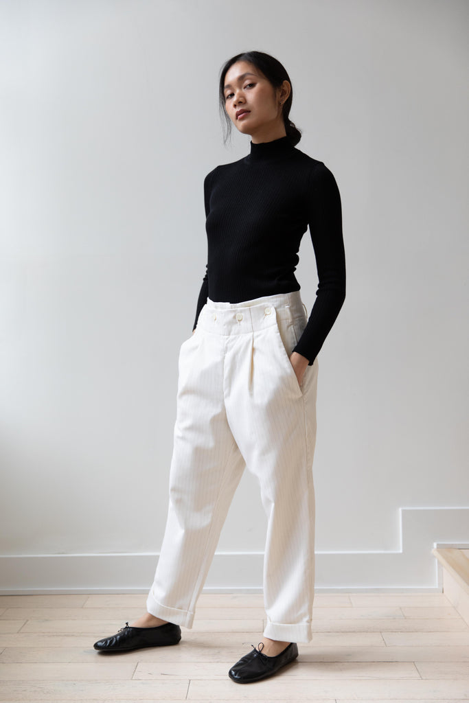 Aseedonclöud | Study Uniform Slacks in Off White