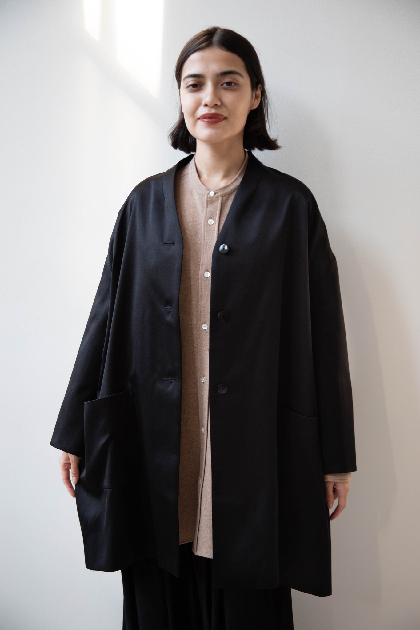 Arts & Science | Robe Cardigan Jacket in Cotton Silk Satin