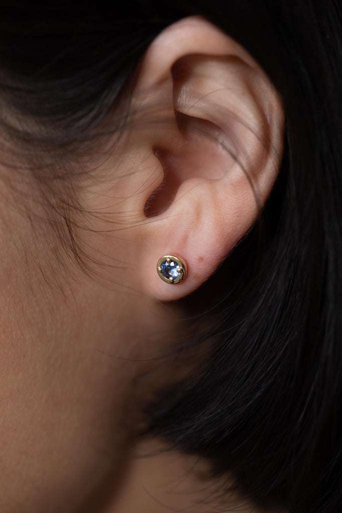 Kathryn Bentley | Light Blue Sapphire Dot Studs