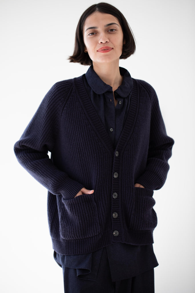 Bergfabel | Cashmere Cardigan in Navy