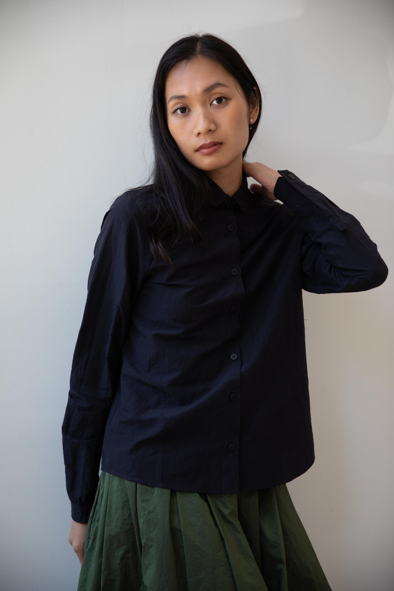 rennes — Bergfabel | Tyrol Shirt in Midnight Cotton Linen