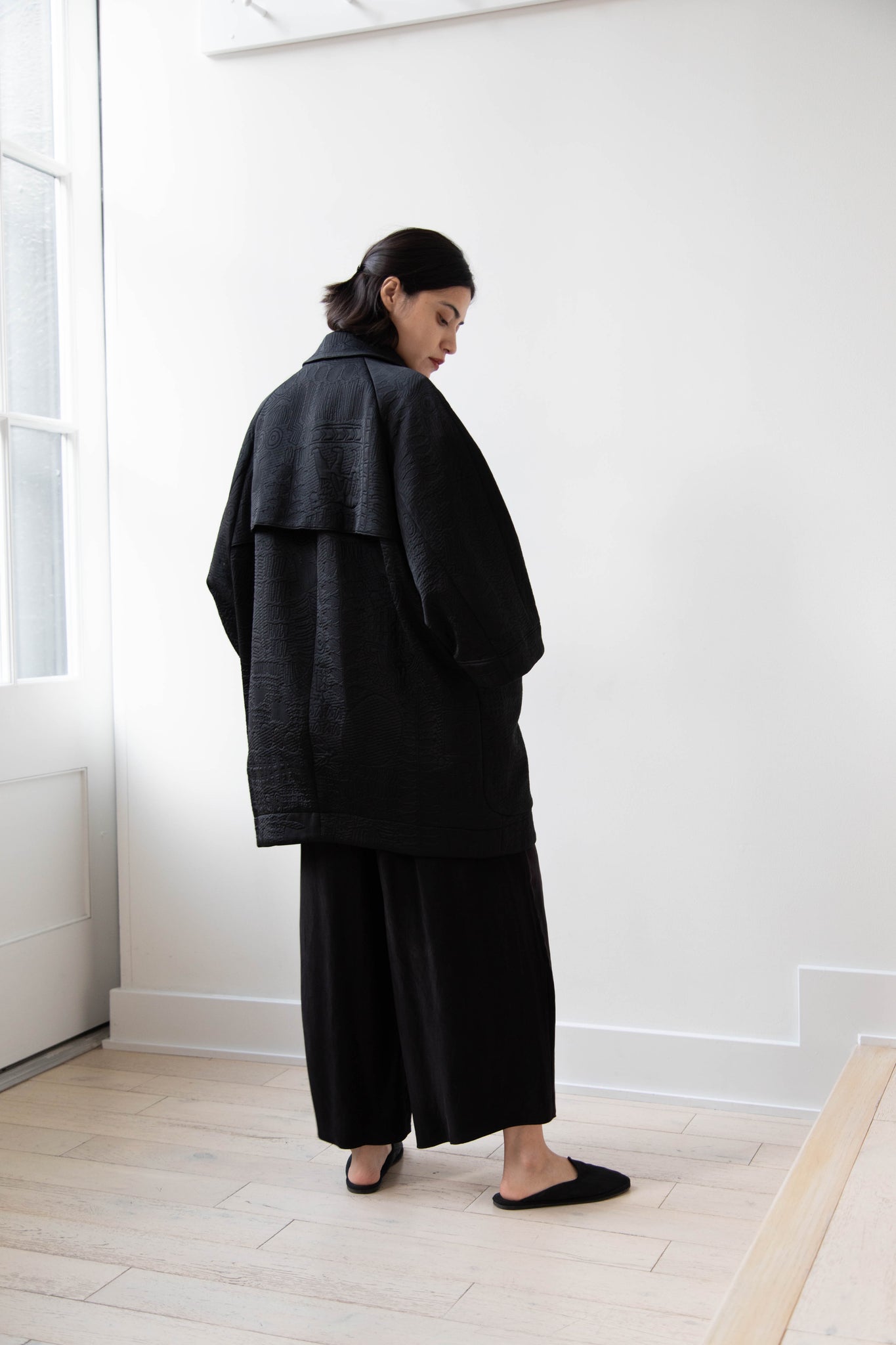 Aseedonclöud | Forest Arctic Coat in Black