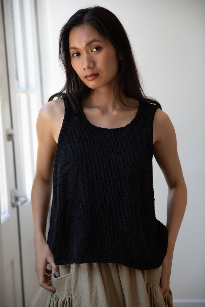 Album di Famiglia | HK Bourrette Silk Vest in Black
