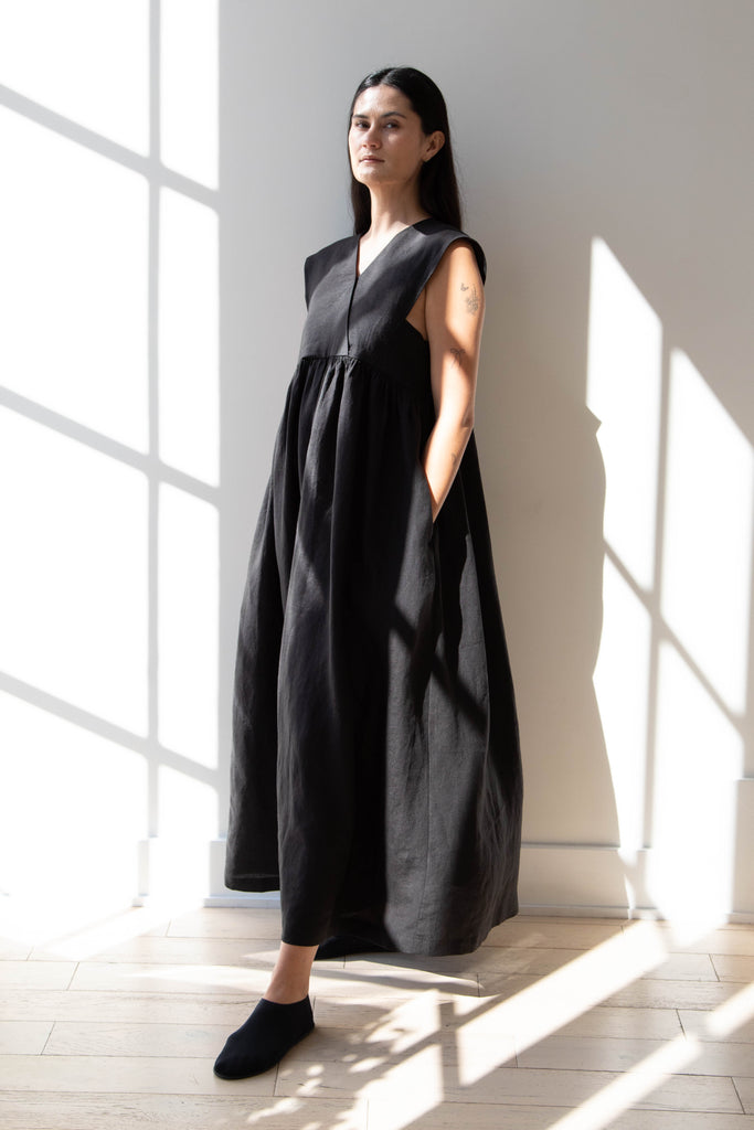 The Loom | Linen V-Neck Maxi Dress in Black