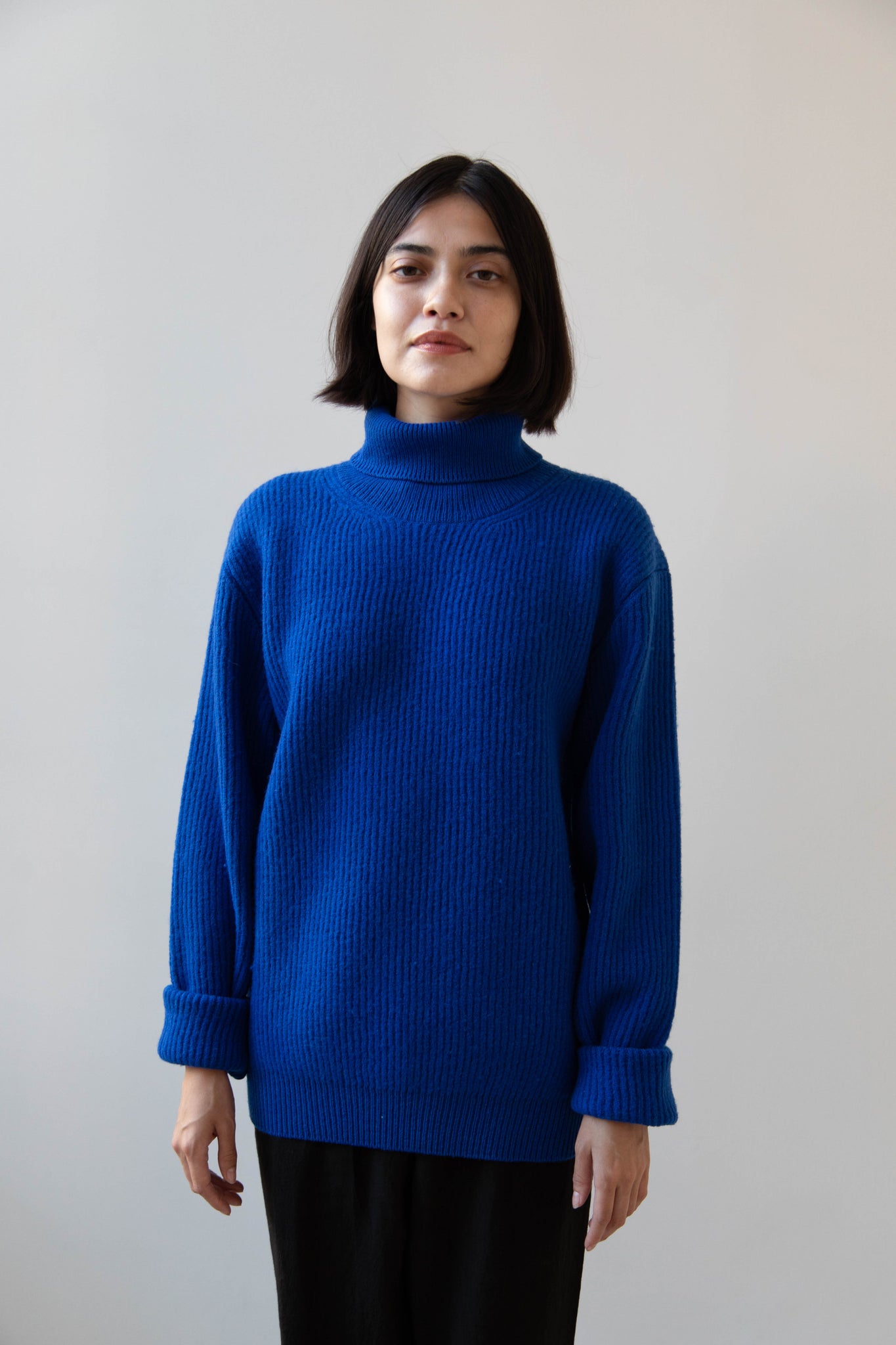 Auralee | Rib Knit Turtleneck in Royal Blue