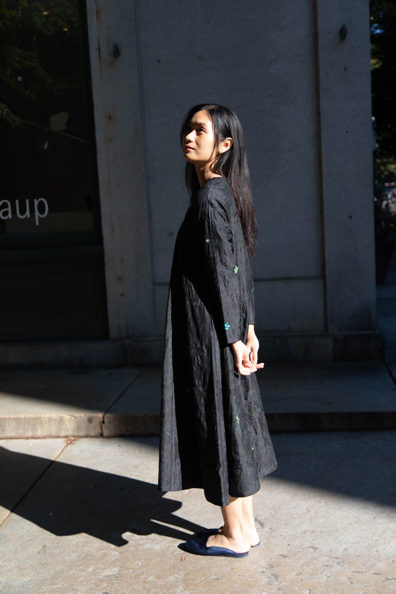 Maku | Aurora Dress in Embroidered Silk Maku | Aurora Dress in Embroidered Silk
