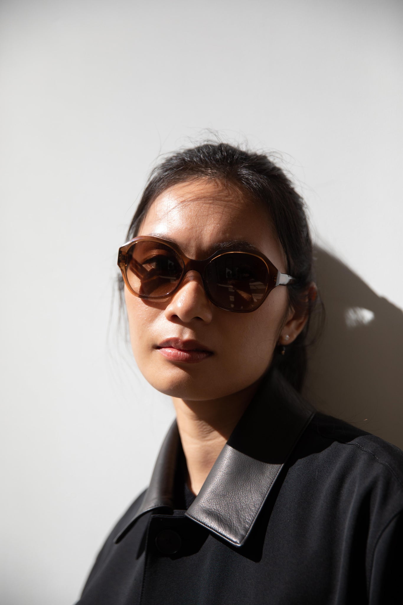 rennes — Eva Masaki | 001 Sunglasses in TMG