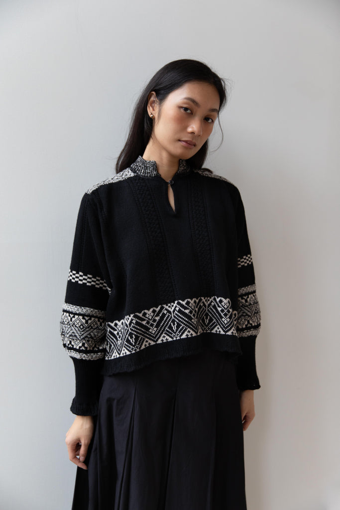 Aseedonclöud | Seiyakou Jacquard Sweater Blouse in Black