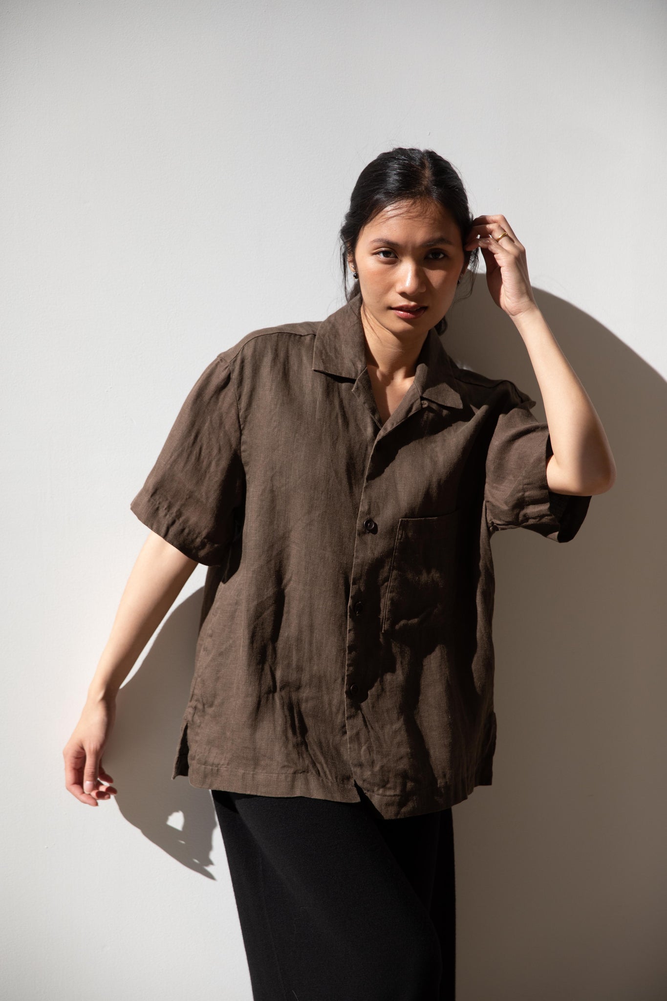rennes — Evan Kinori | Short Sleeve Shirt in Dark Olive rennes — Evan Kinori | Short Sleeve Shirt in Dark Olive