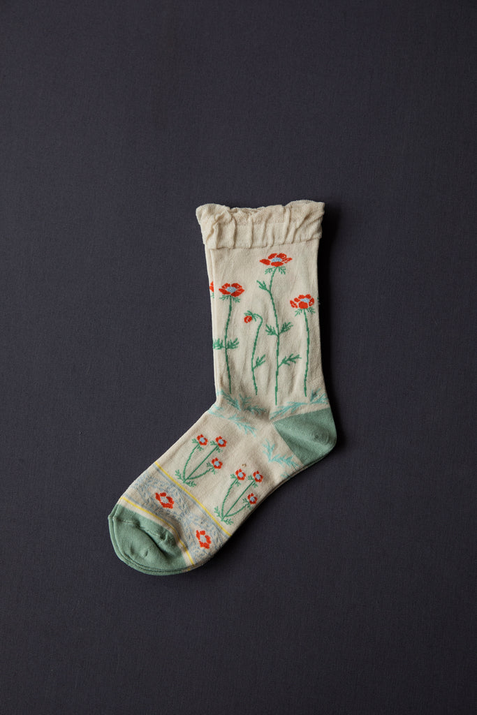 Kuri Botella | Anemone Socks in Beige