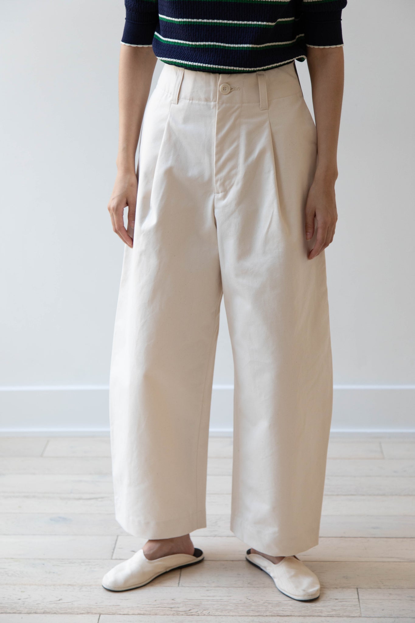 Aseedonclöud | HW Wide Trousers in Off White