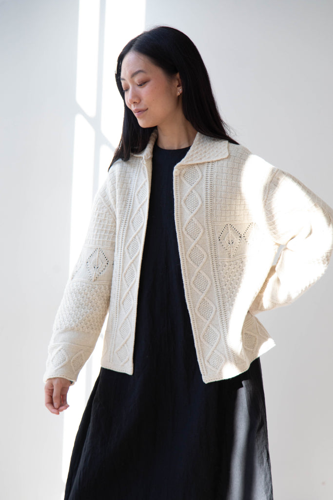 Aseedonclöud | Sankayo Cable Knit Sweater in Ivory