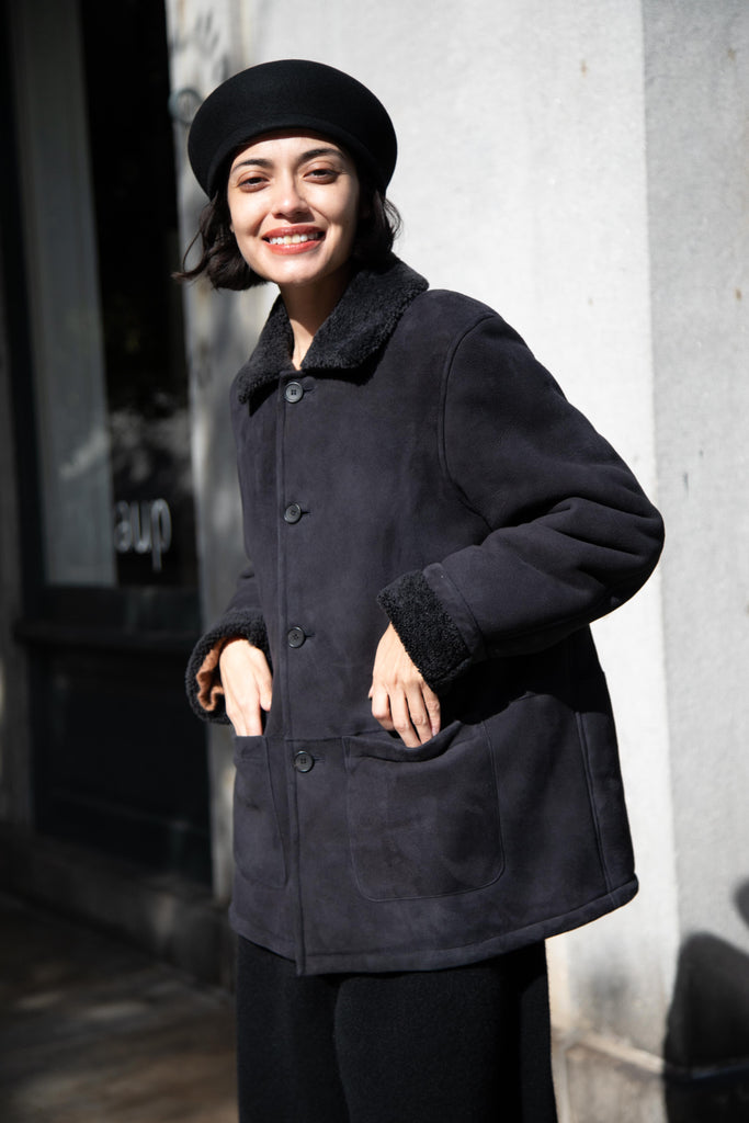 Bergfabel | Shearling Jacket in Black