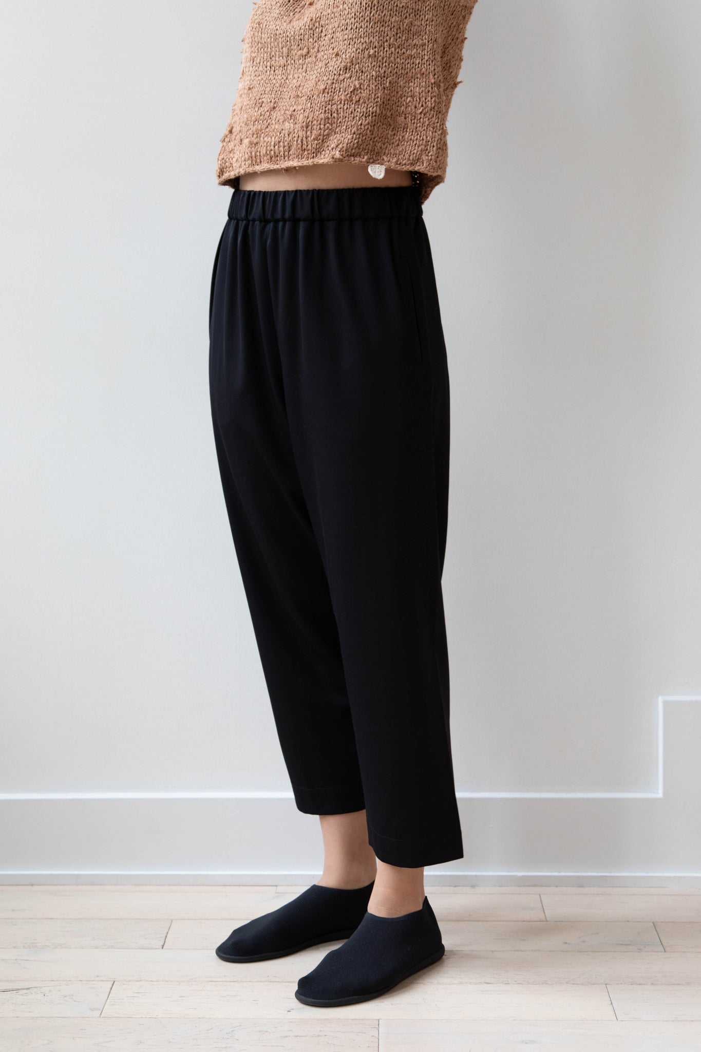 美品ARTS&SCIENCE アーツ&サイエンスsilk ドット柄サルエルパンツ 美品