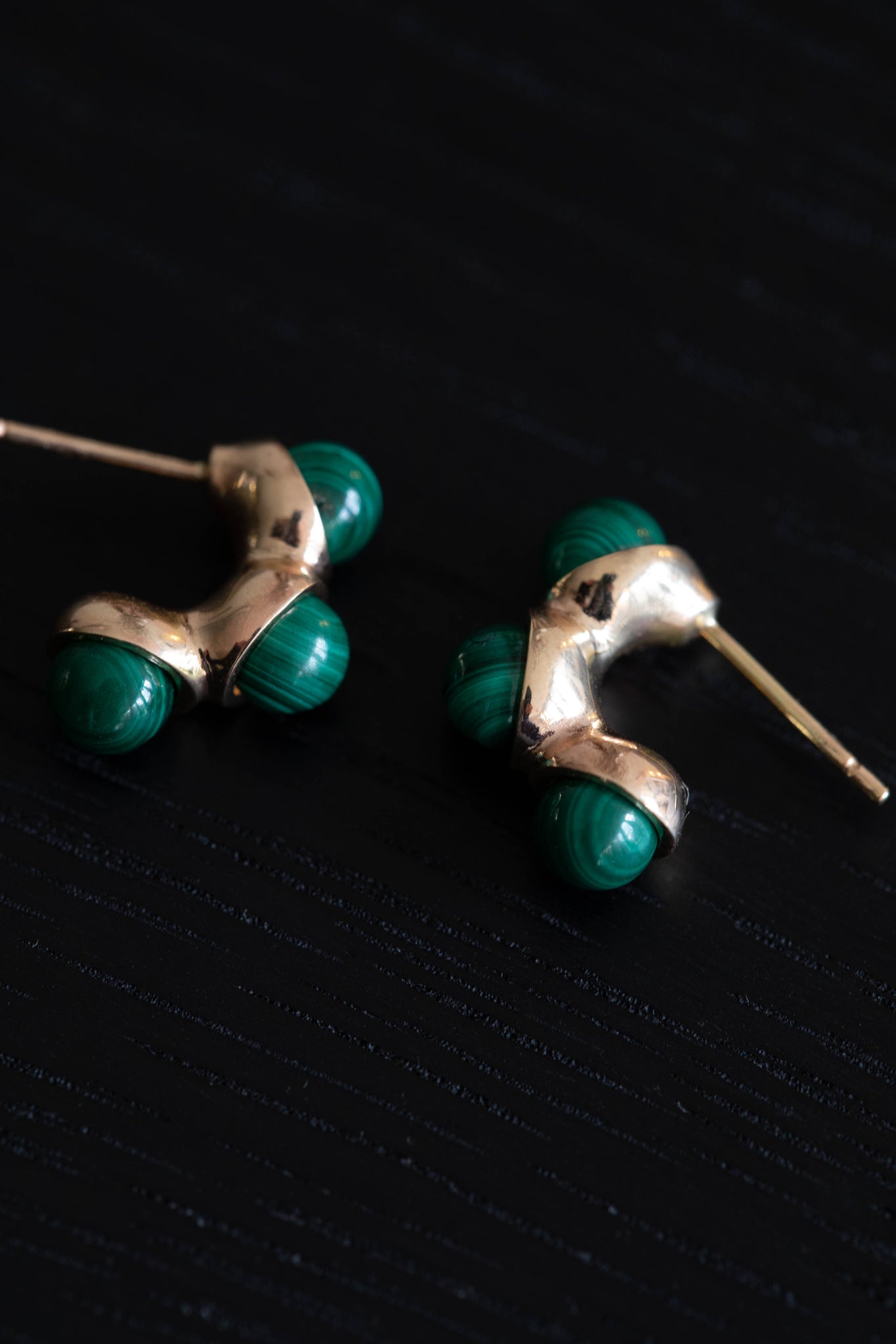 Quarry Syan Earrings in Gold & Malachite