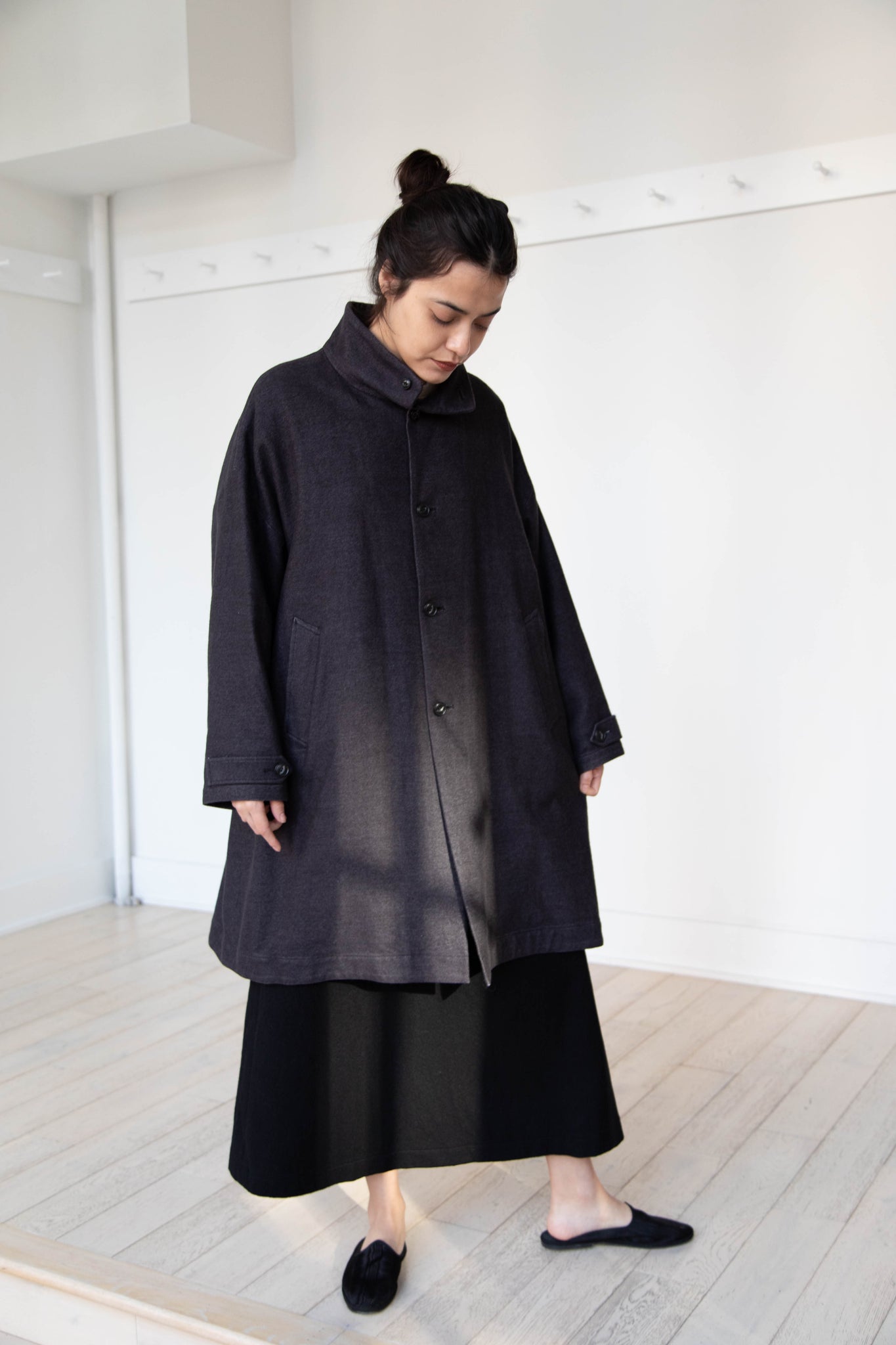 rennes — Arts & Science Band Collar Balloon Coat in Charcoal