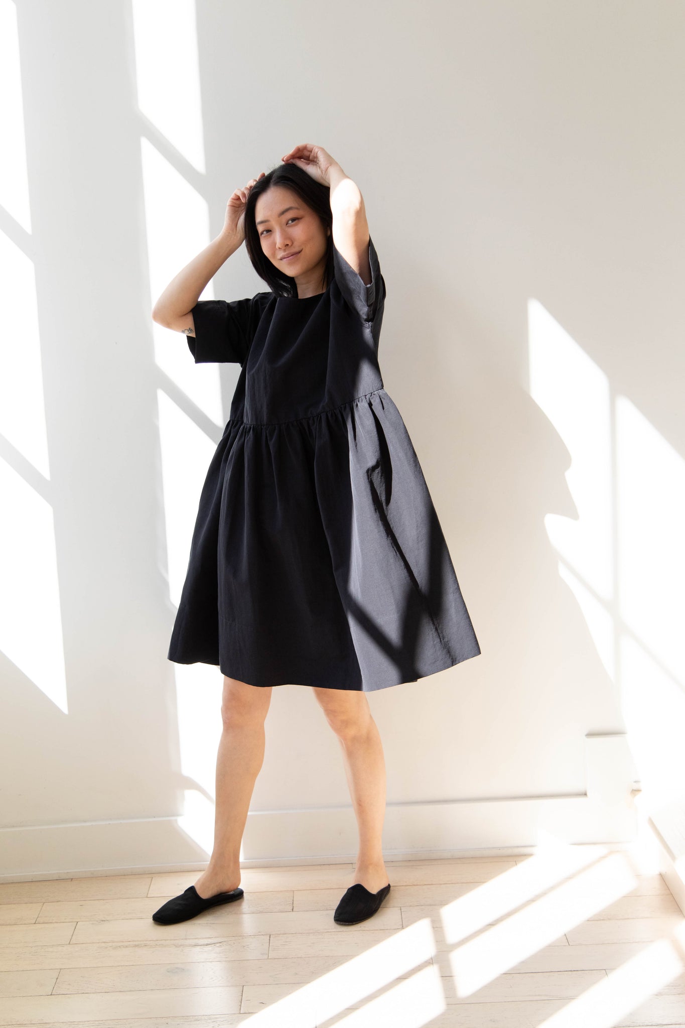 Asciari | Aquamarine Dress in Black