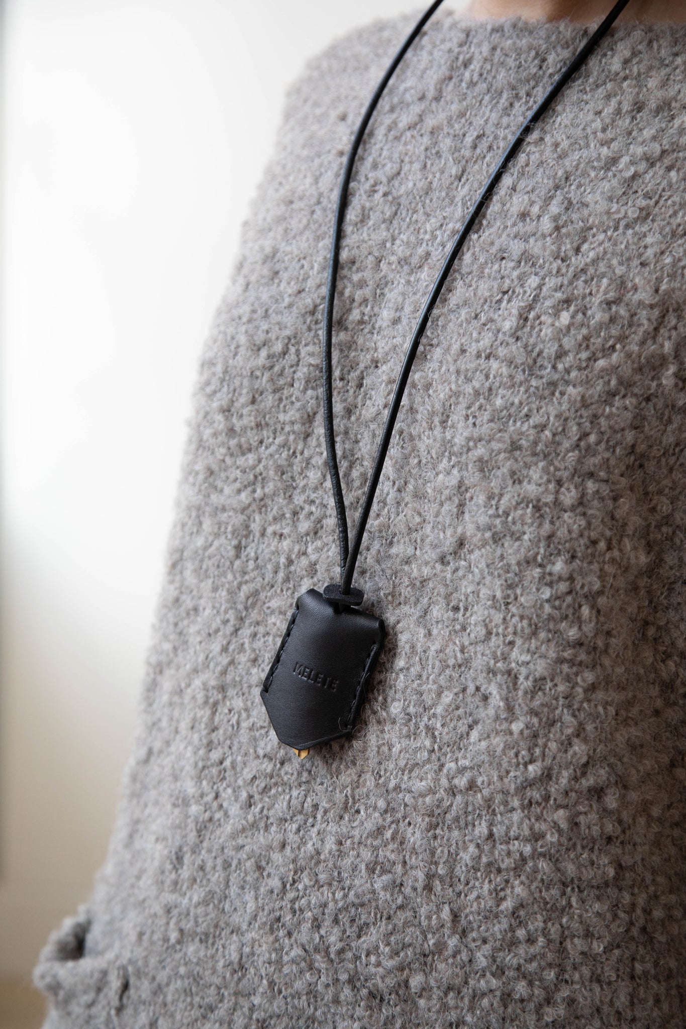 Melete | Key Clochette in Black