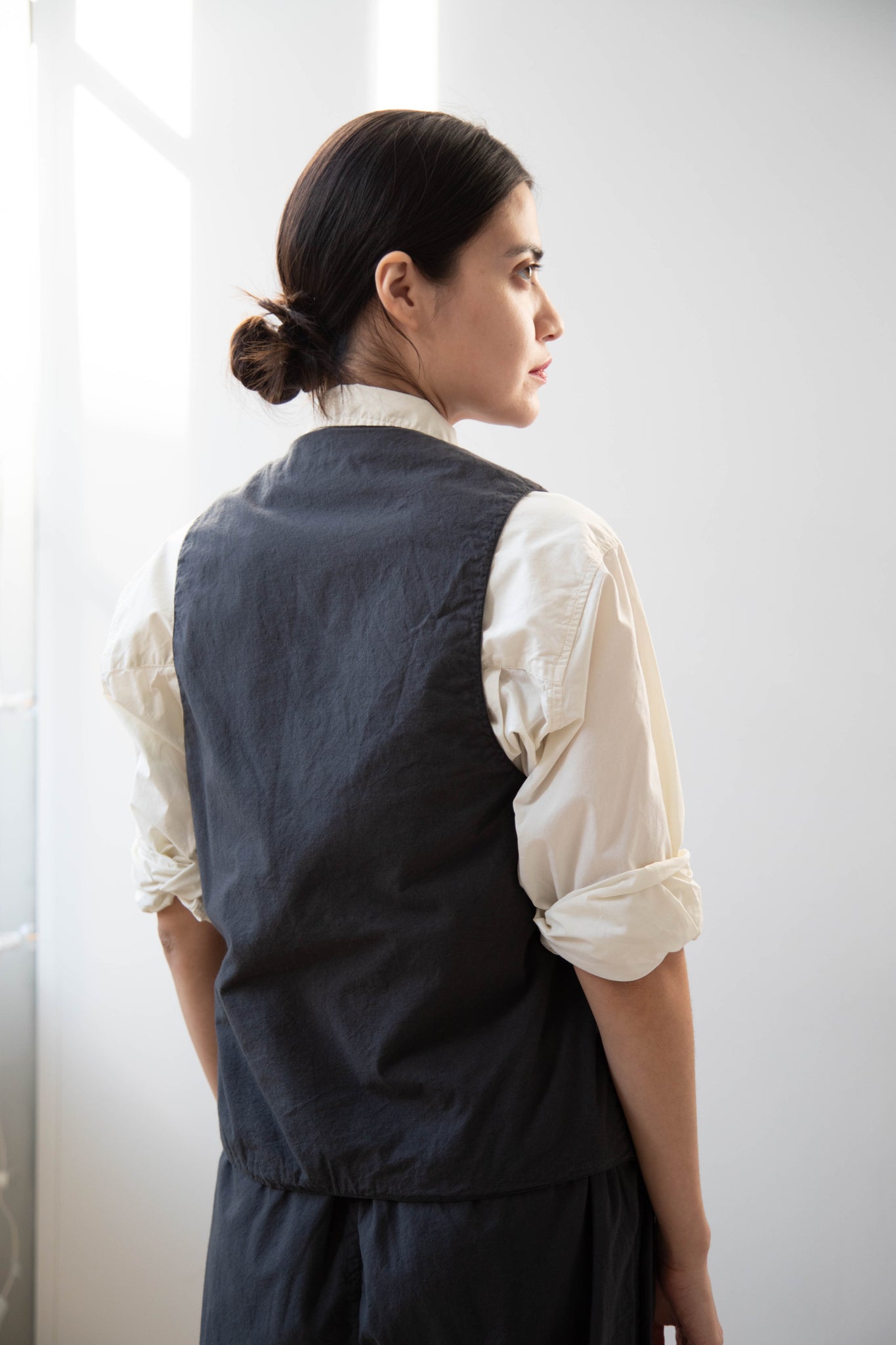 Vas-y Lentement | Tailored Vest in Washed Black