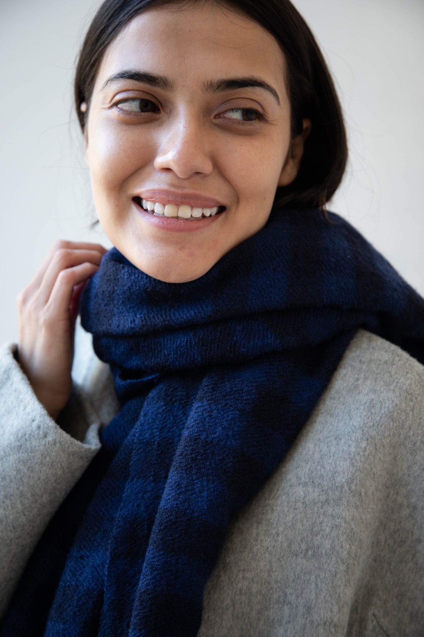 Soil Boiled Wool Scarf in Navy