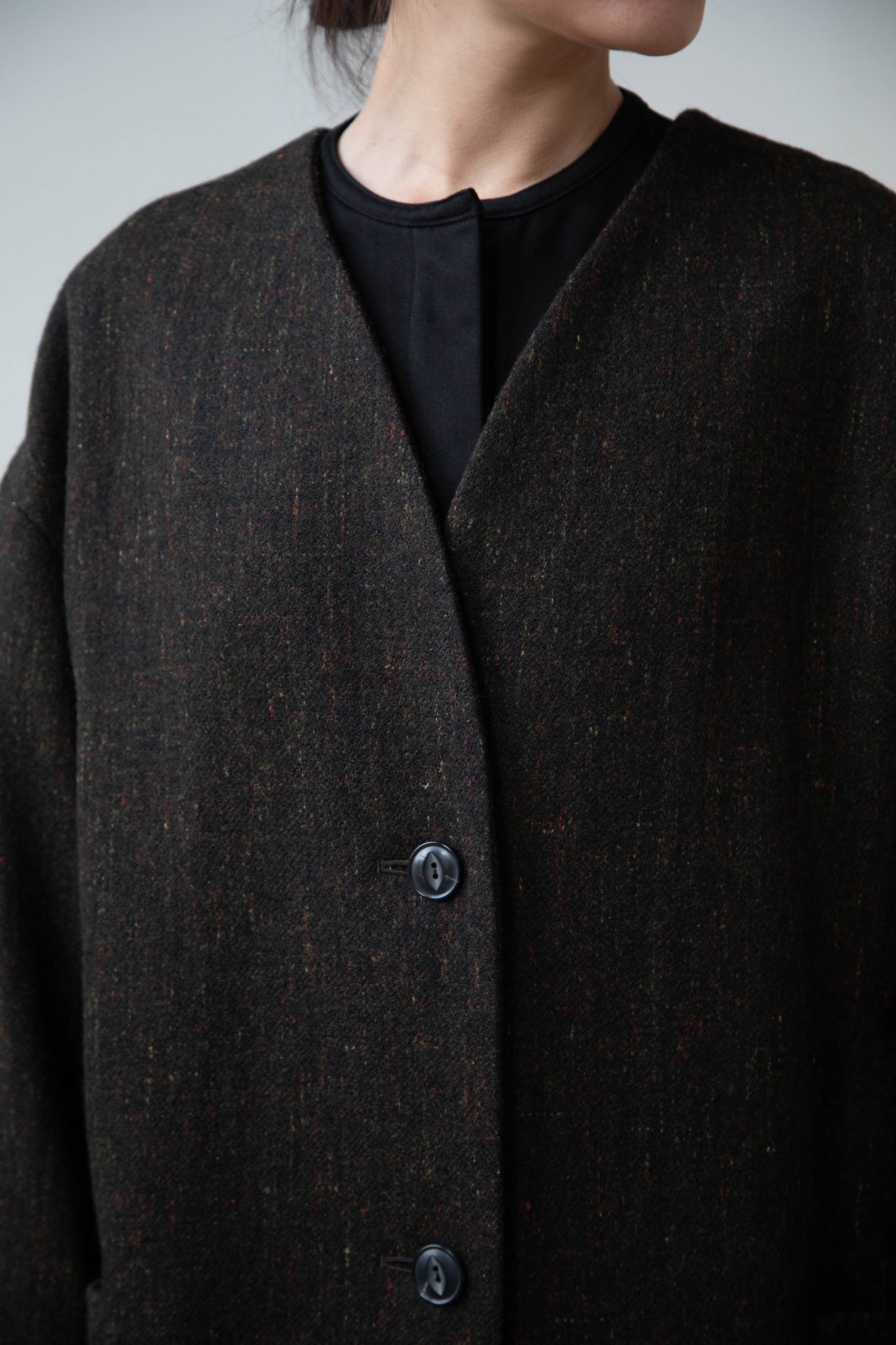 Arts & Science Tweed V-Neck Long Coat in Moss