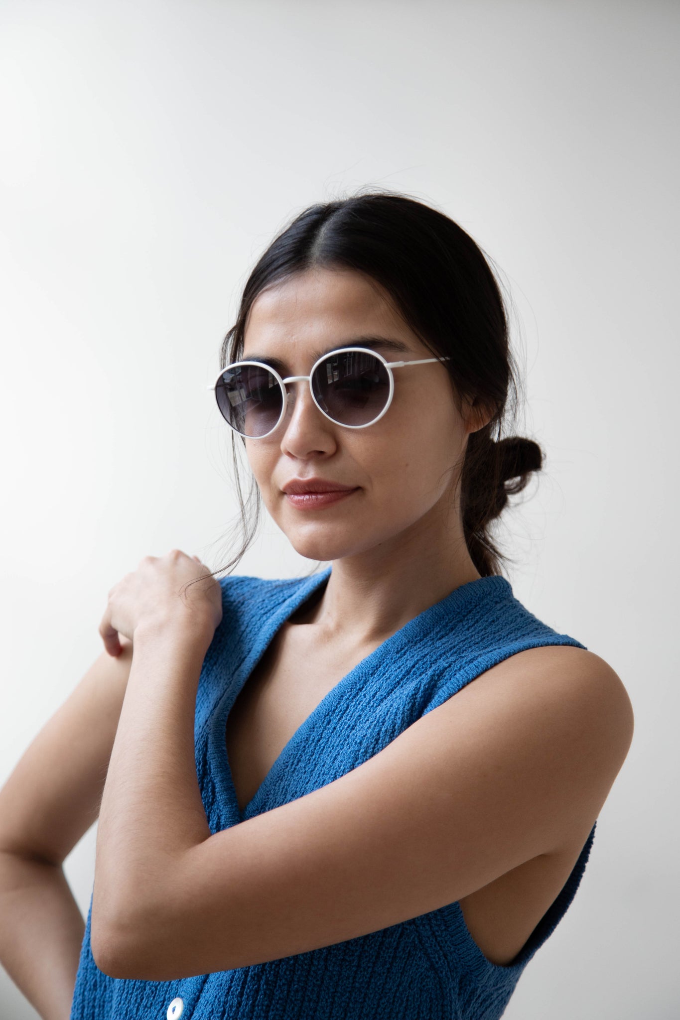 Eva Masaki | Taea Sunglasses in White