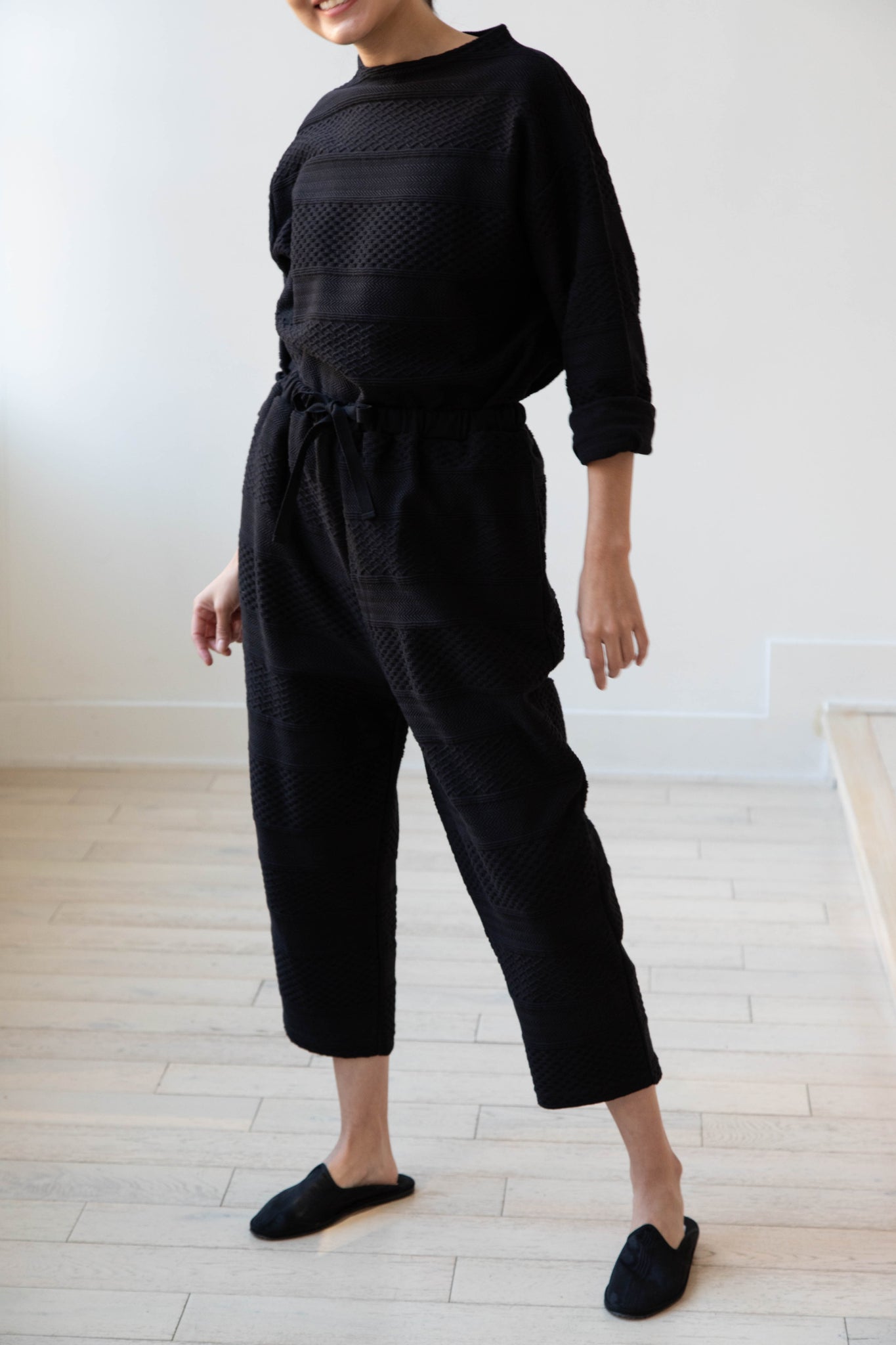 Robe de Peau by Gauze Cable Tapered Pants in Black