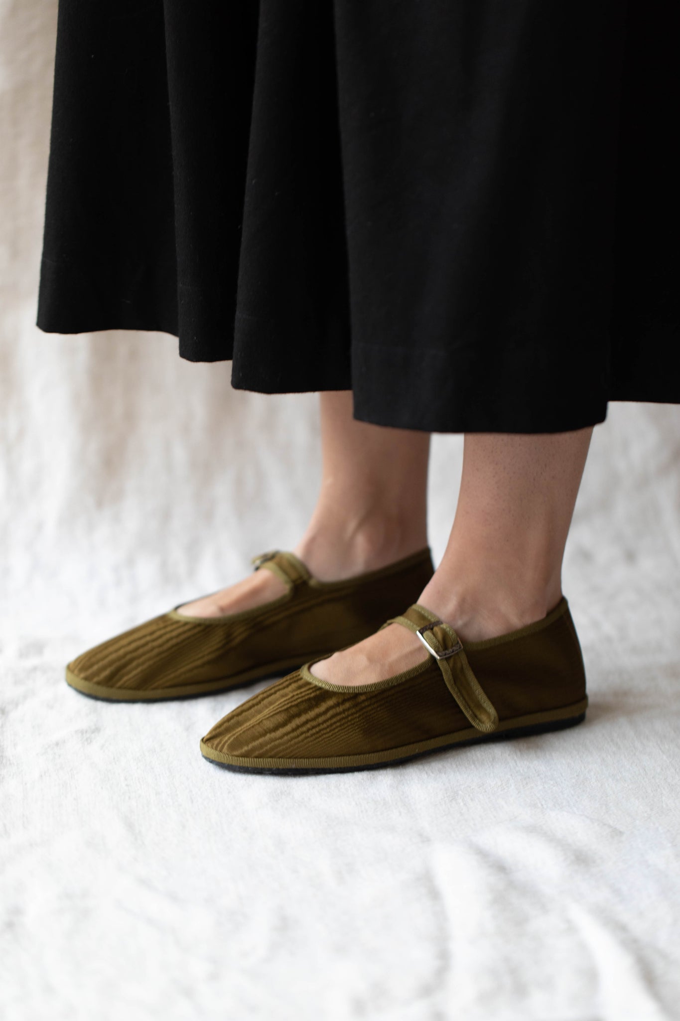 Drogheria Crivellini Silk Mary Janes in Olive