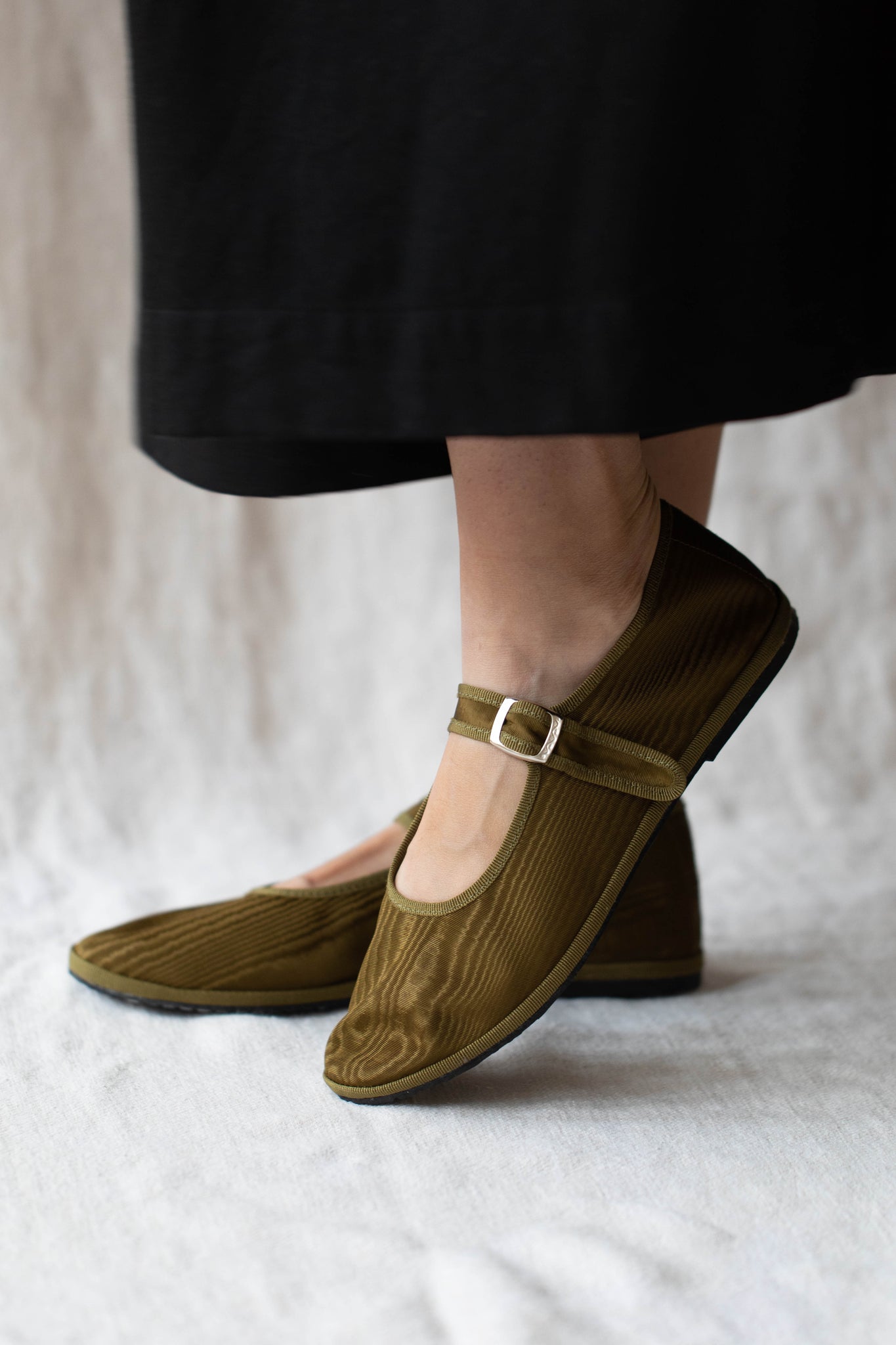Drogheria Crivellini Silk Mary Janes in Olive