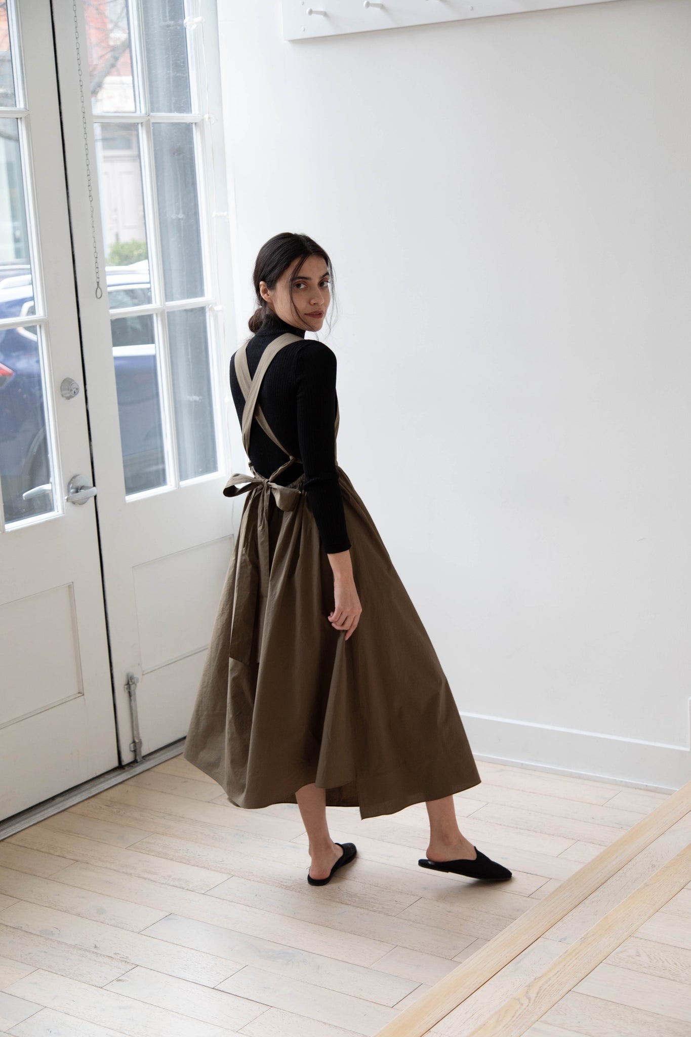 rennes — The Loom Cotton Apron Dress in Khaki